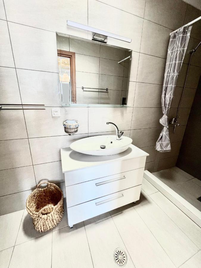 Vaso Beach Front Villa إياليسوس المظهر الخارجي الصورة